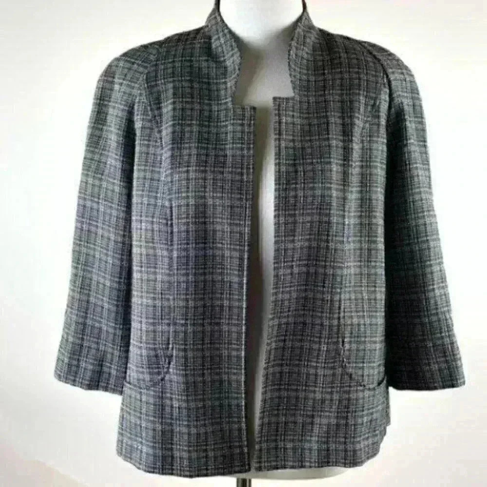 Perceptions Petite Blazer Size 8p Black White Ope… - image 2